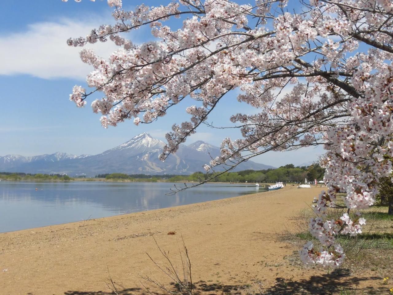 Lakeside Banko Otel Inawashiro Dış mekan fotoğraf